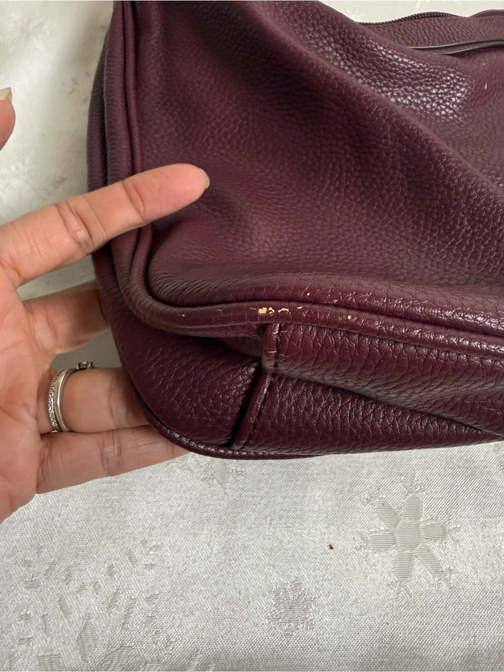 Liz Claiborne Burgundy Hobo Shoulder Bag Gold Hardware Charm Y2K Slouchy Purse - Picture 11 of 11